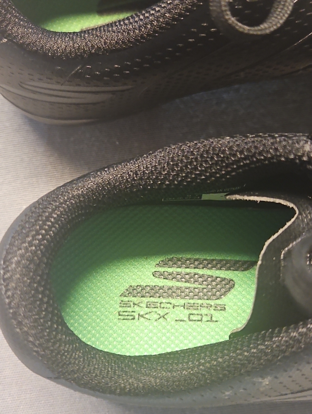 Skechers SKX Boys Black Gray Soccer Cleats Size 2.5 - Picture 4 of 5